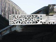 210 Dachschmuck aus Espenholz.JPG